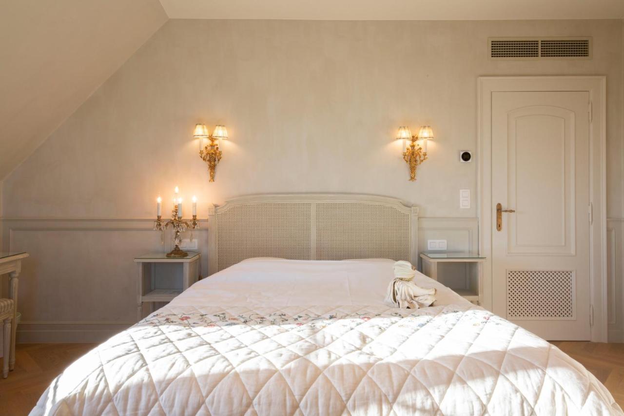 Mirabel Guest house